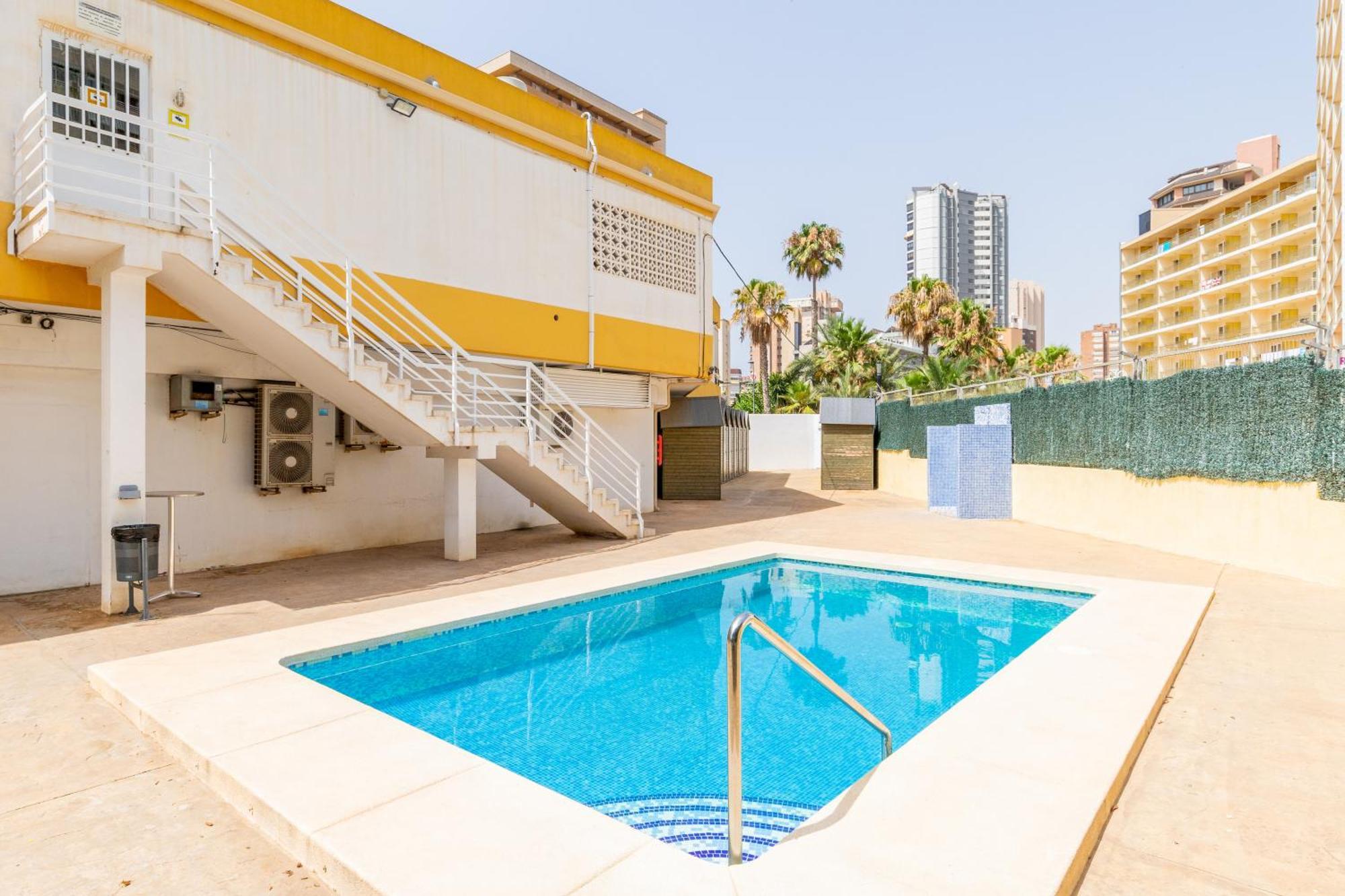Queen Benidorm Extérieur photo
